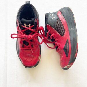 Under Armour Red Black Youth Basketball Sneakers size 13